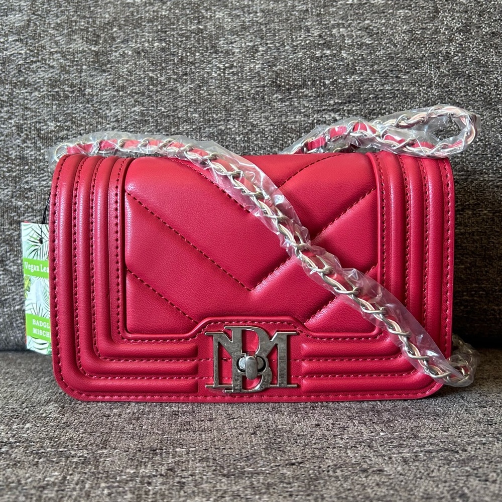 Chic Silver Chain Glam| Badgley Mischka Red | Small V Quilting Crossbody Bag NWT